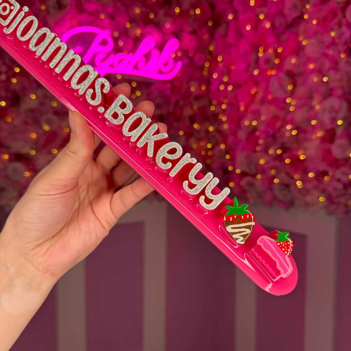 Hot Pink nameplate with cake and strawberry #62