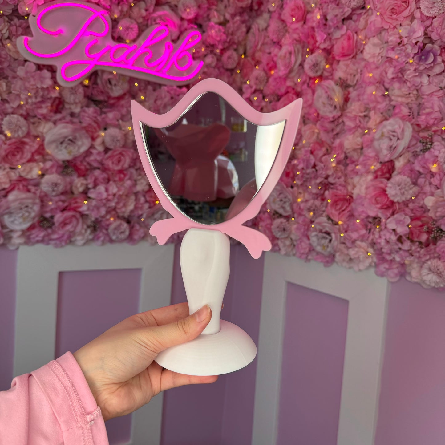 Bow Lash/Brow tech prop with logo FREE US shipping