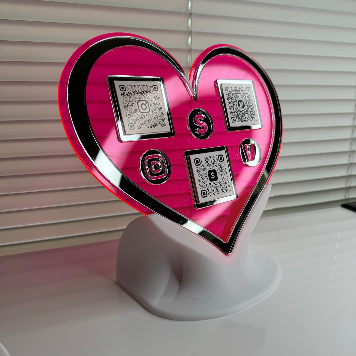 3 QR code acrylic Heart stand FREE US DELIVERY