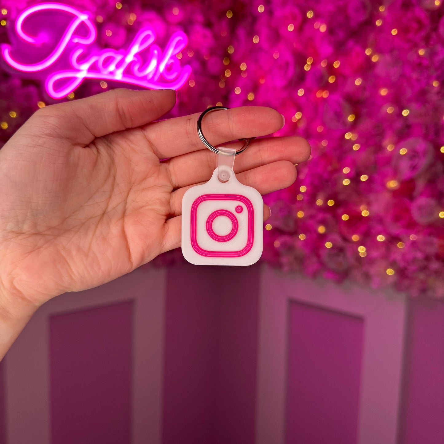 NFC Instagram keychain Free US Delivery