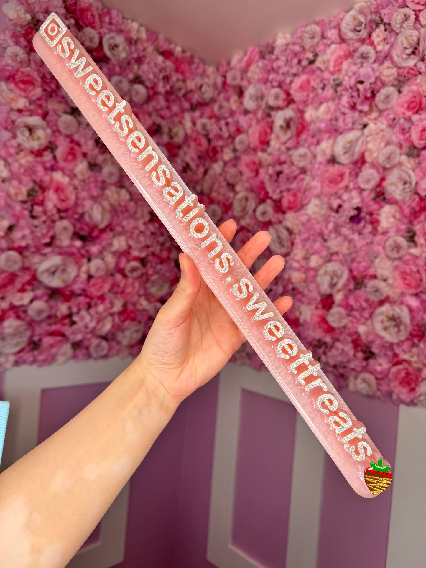 Peach nameplate with Dipped Strawberry #61