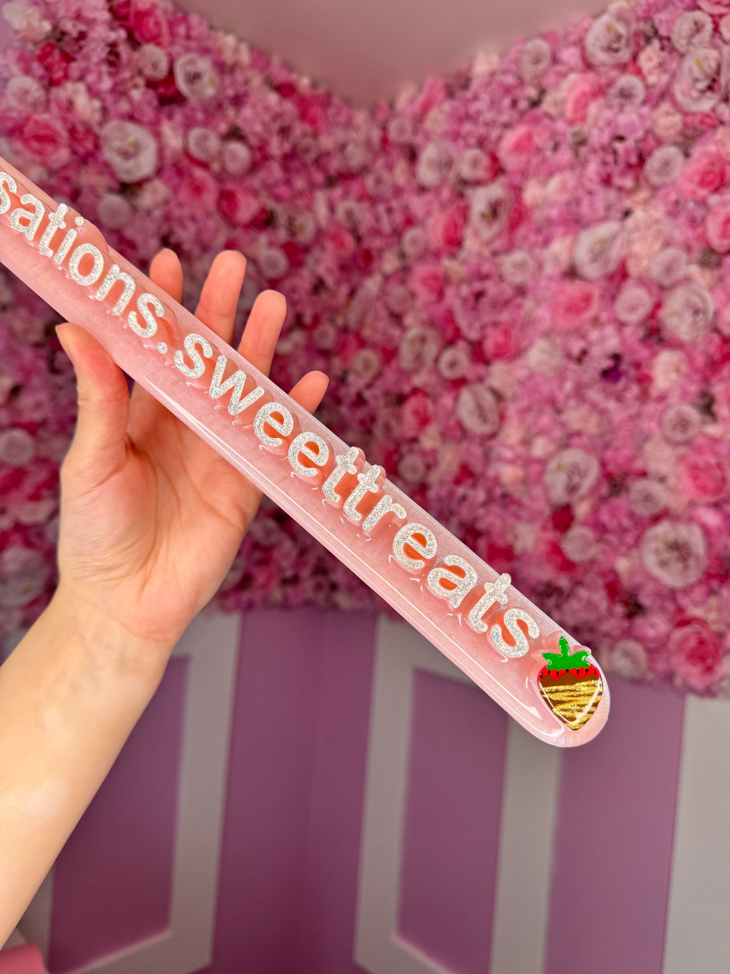 Peach nameplate with Dipped Strawberry #61