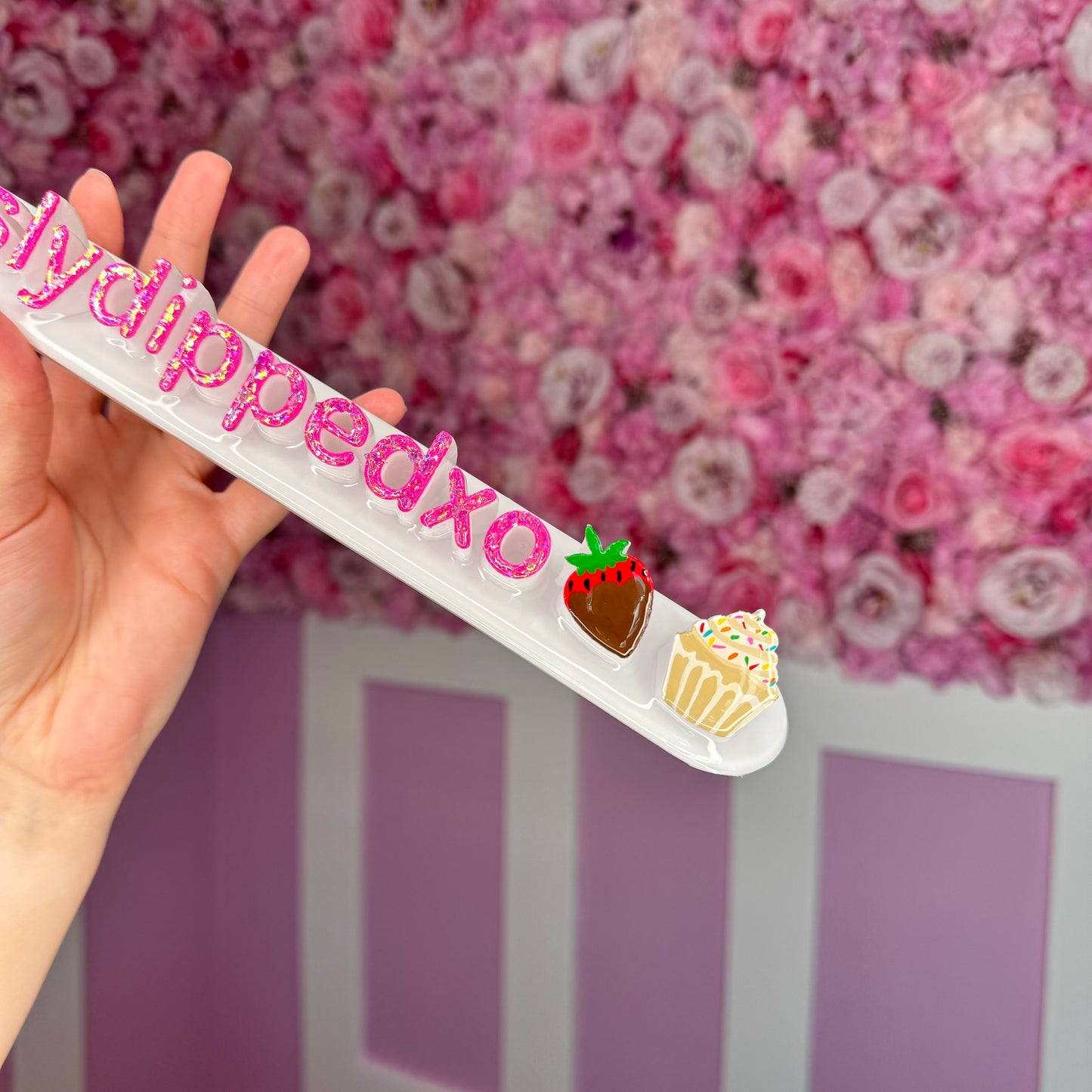 White nameplate with CupCake #13