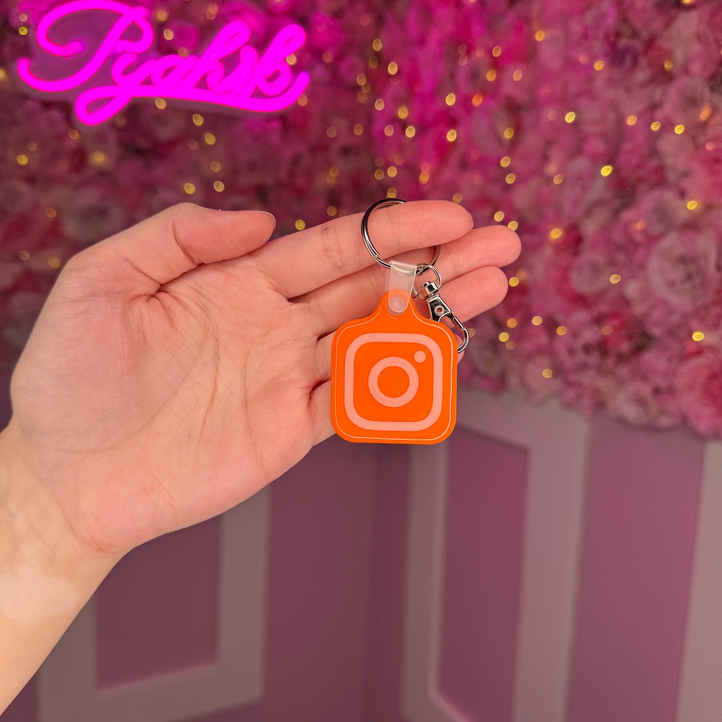 NFC Instagram keychain Free US Delivery