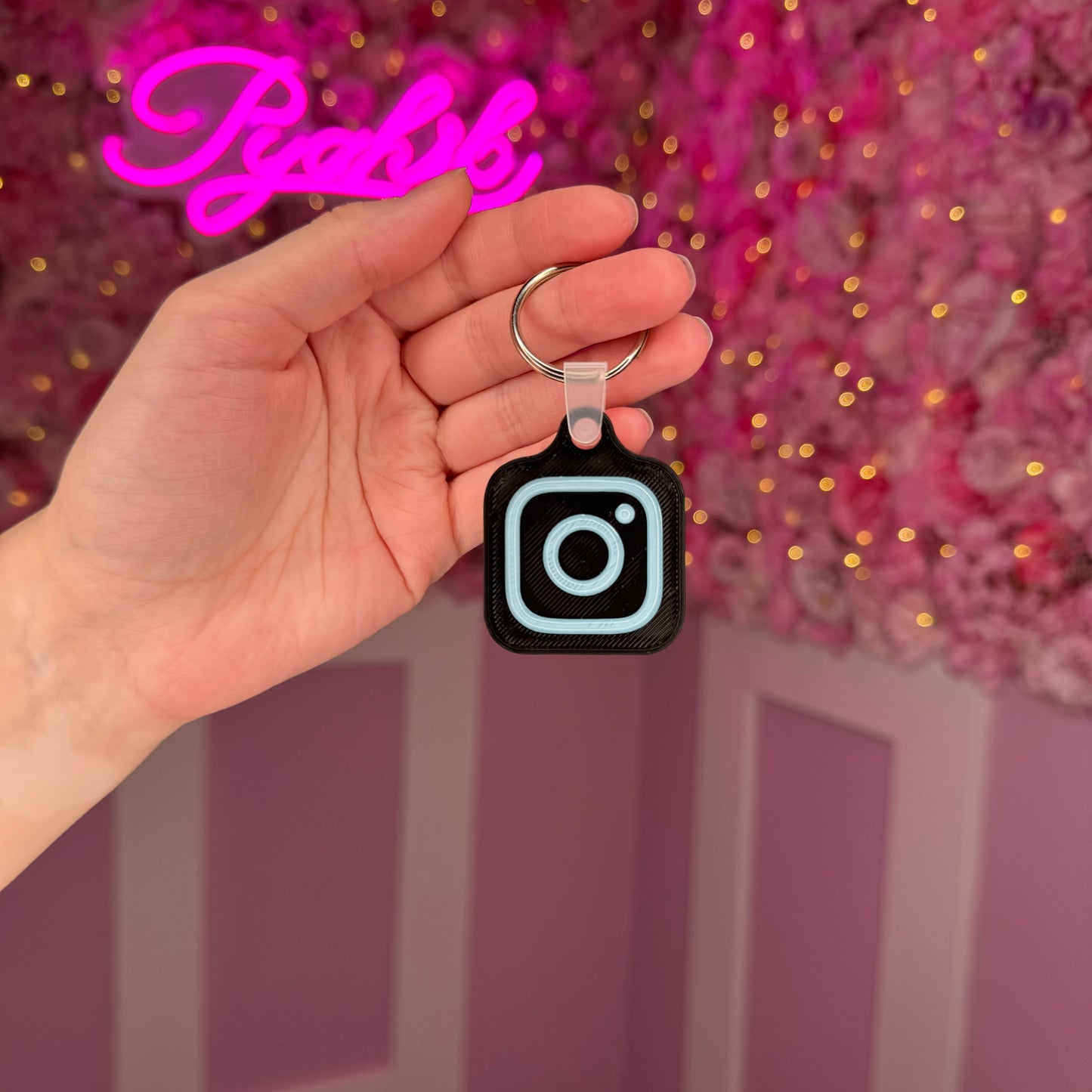 NFC Instagram keychain Free US Delivery