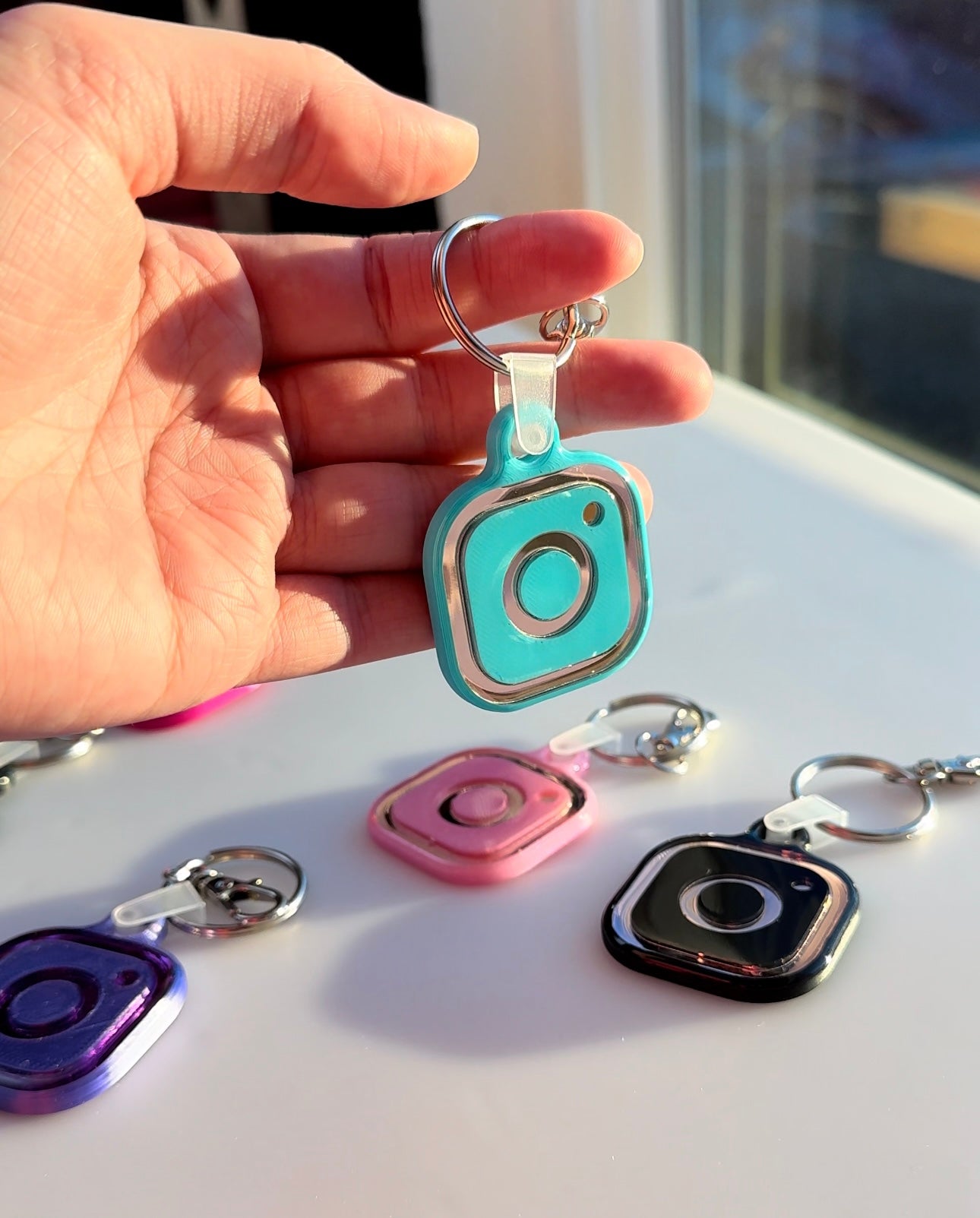 NFC Instagram with Mirror Logo KeyChain Free US Delivery