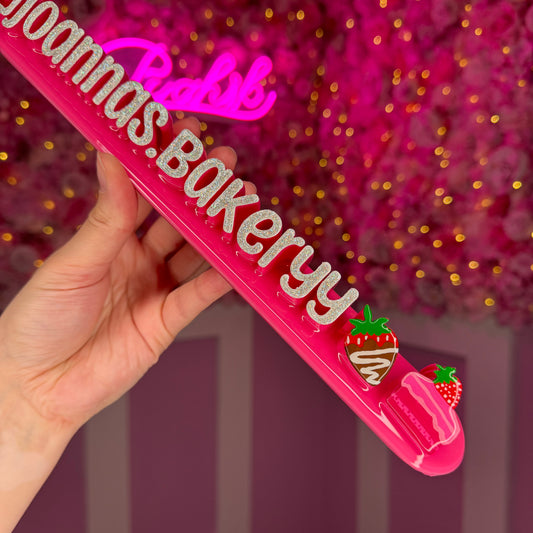 Hot Pink nameplate with cake and strawberry #62