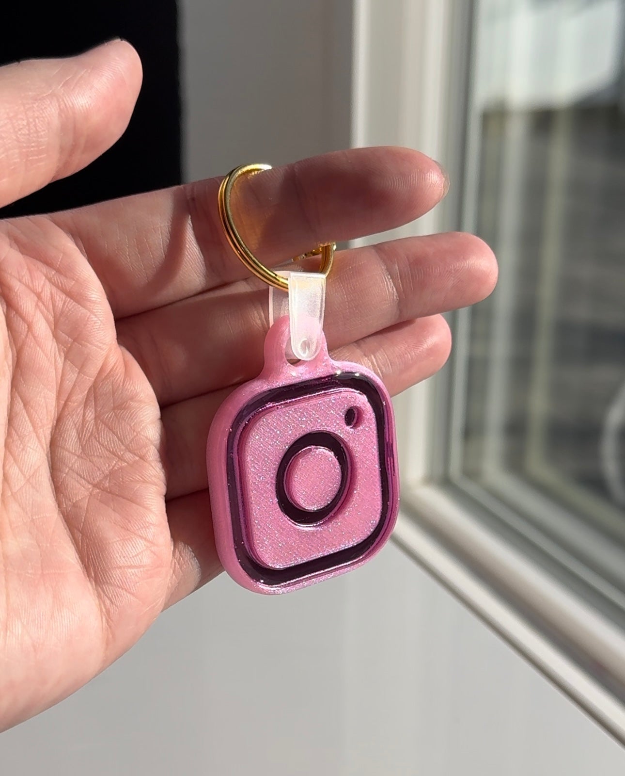 NFC Instagram with Mirror Logo KeyChain Free US Delivery