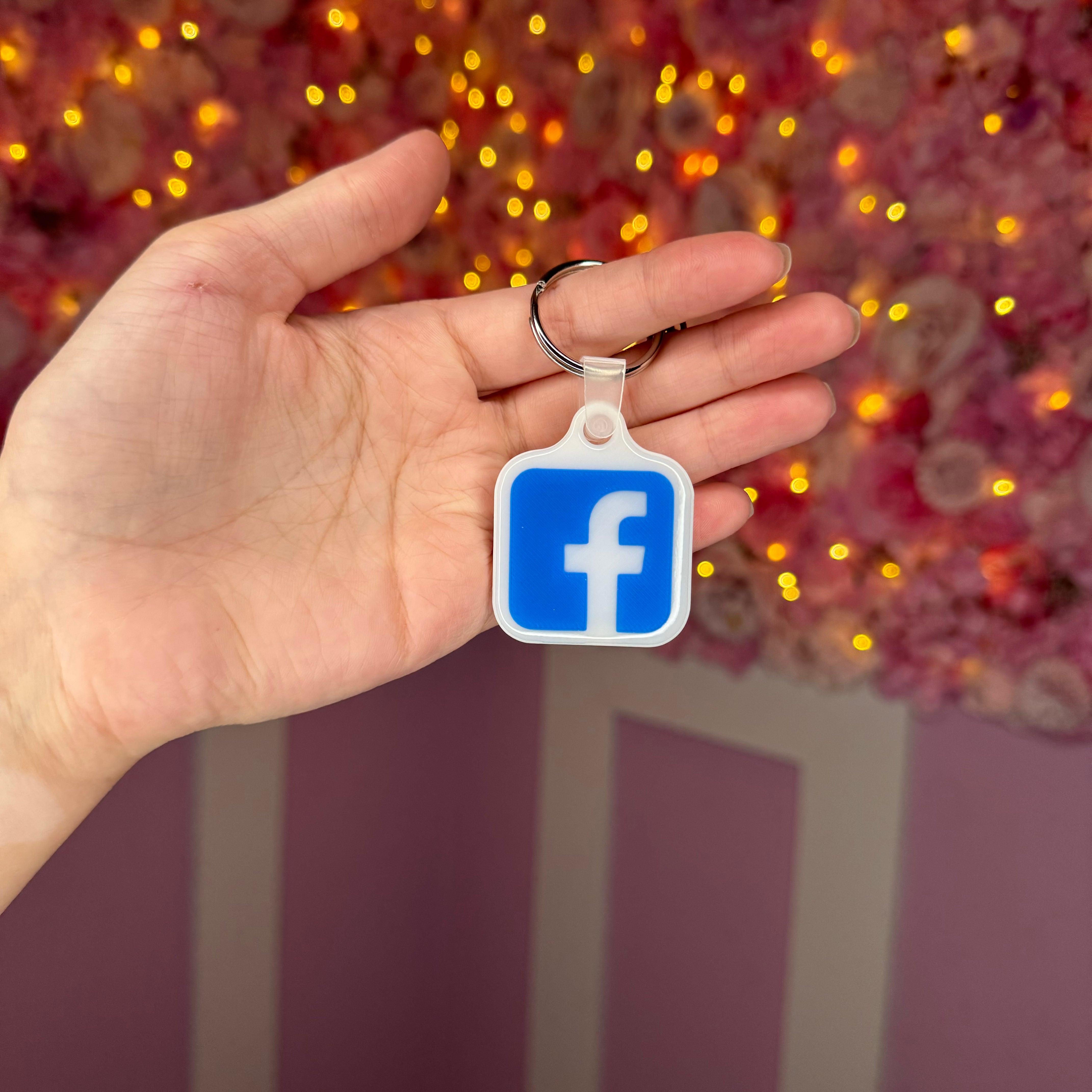 NFC Facebook keychain Free US Delivery – Pyahik nameplates