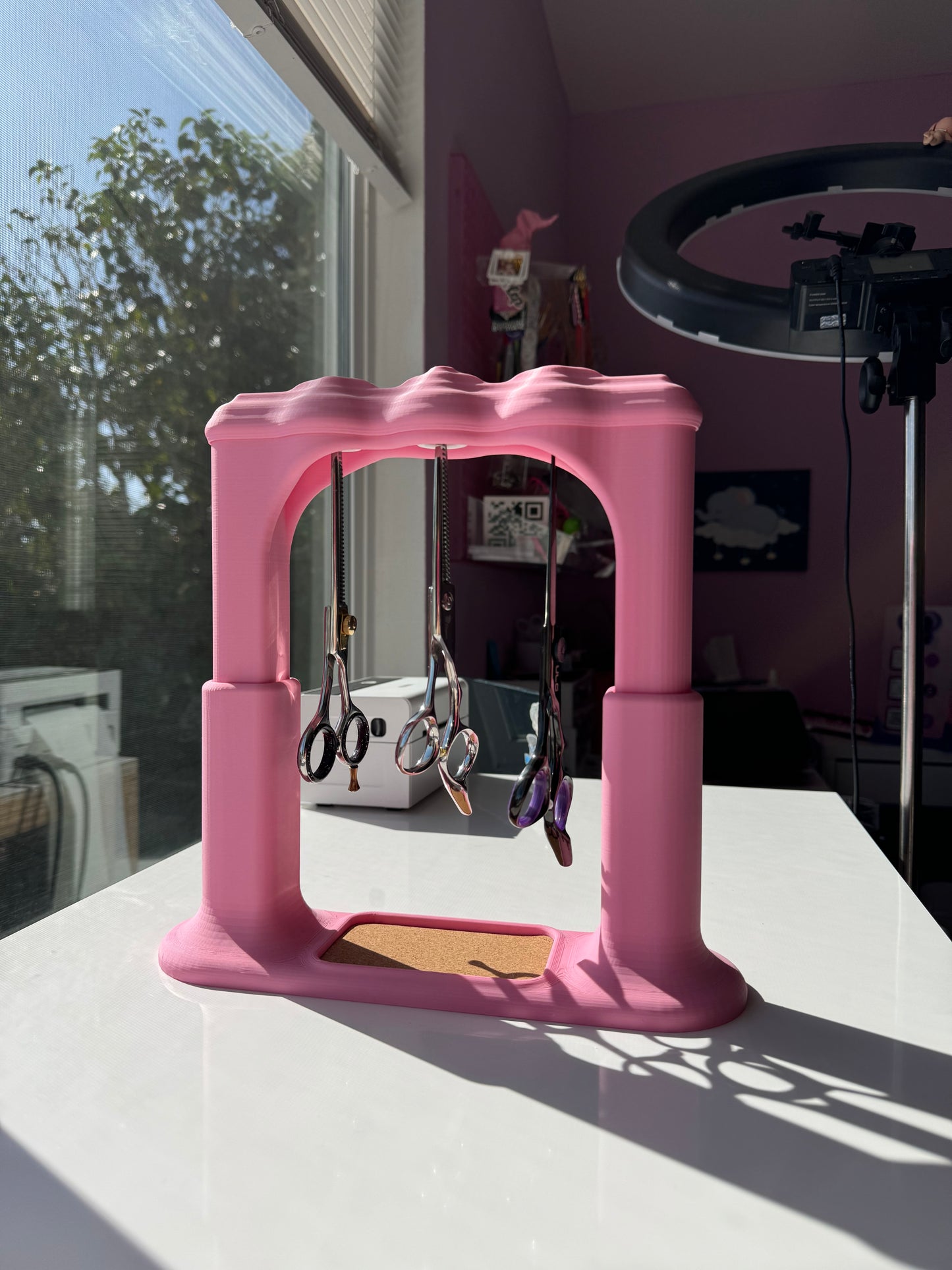 Scissor Magnet Hanger FREE US DELIVERY