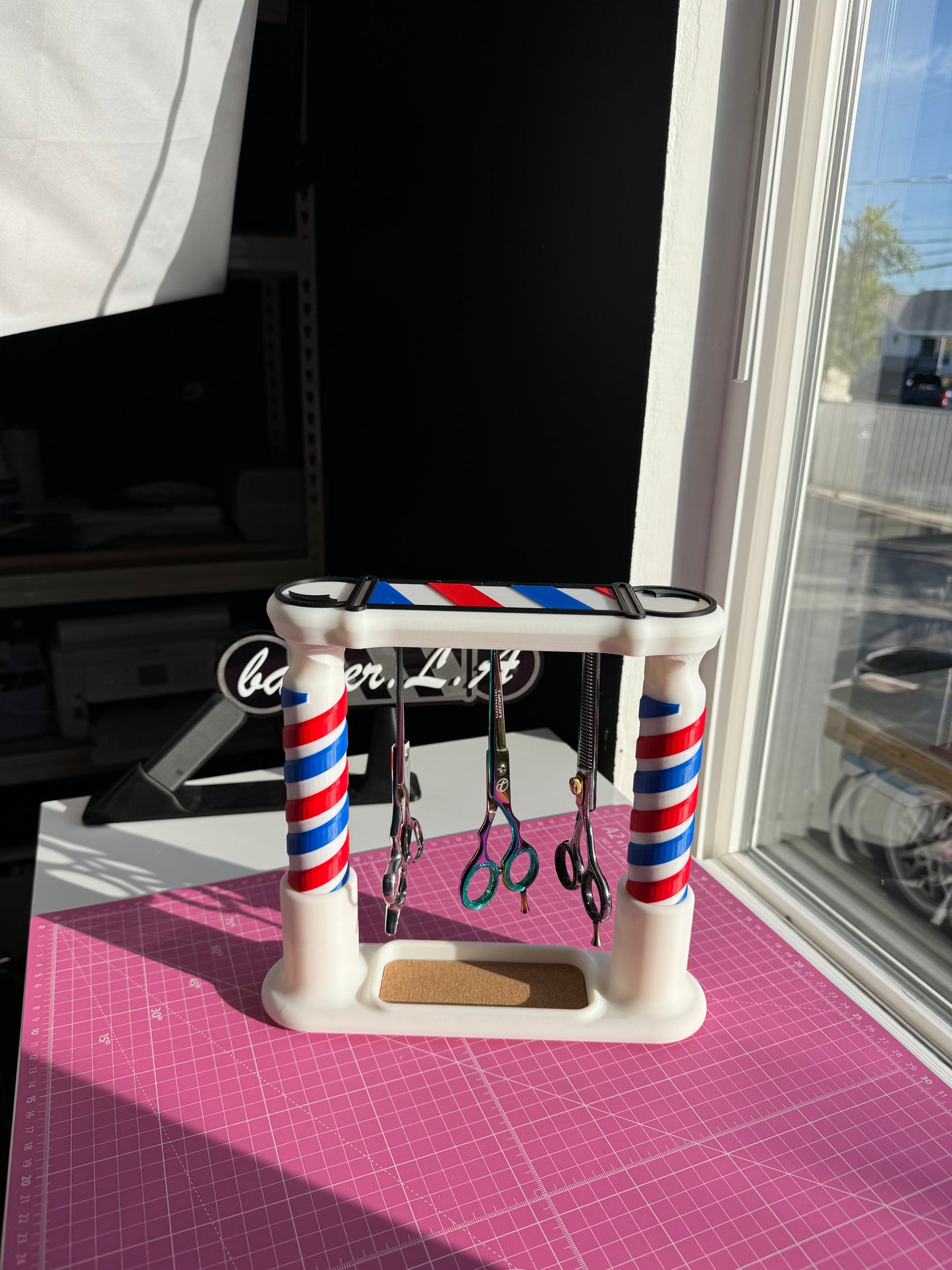 Scissor Magnet Hanger Barber Pole FREE US SHIPPING