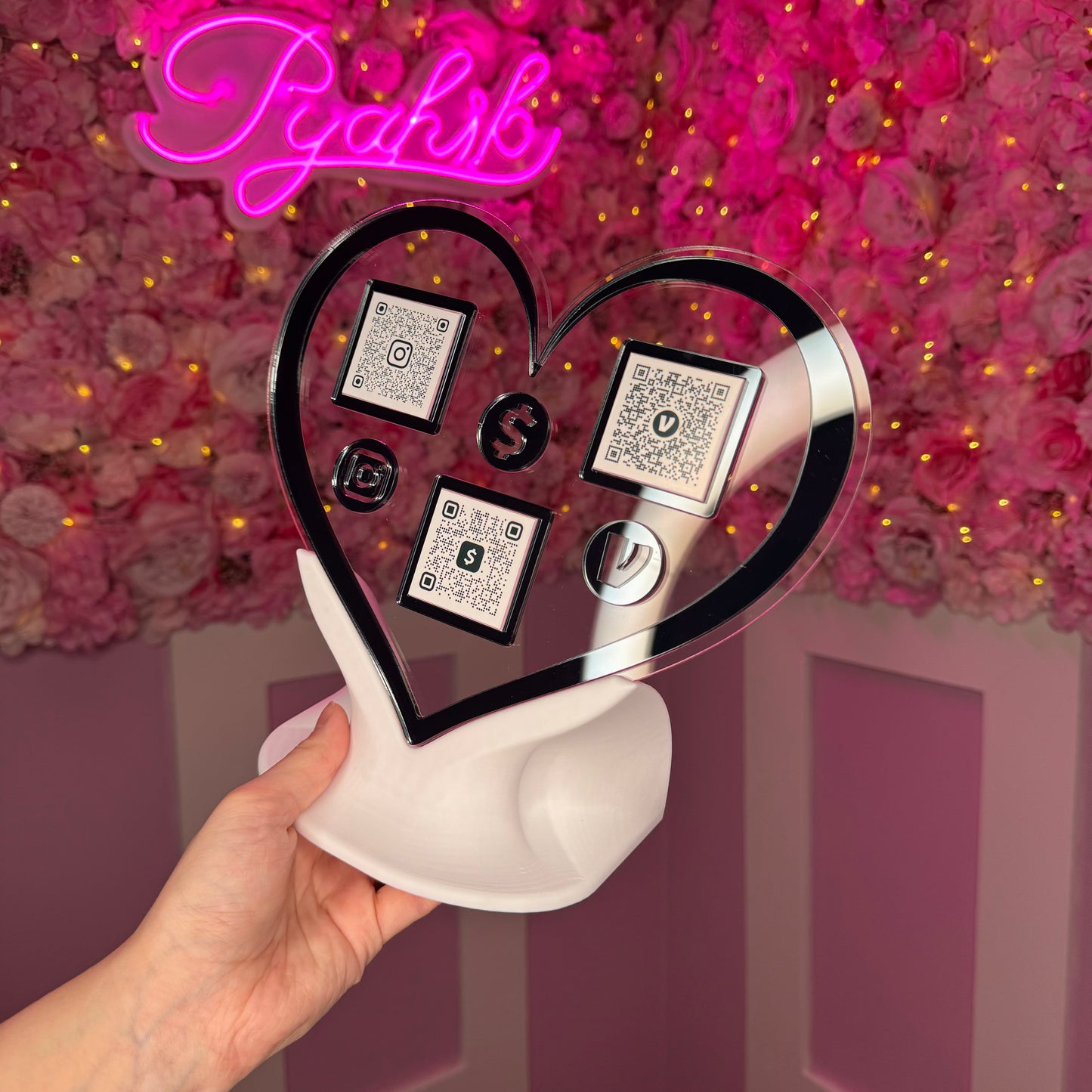 3 QR code acrylic Heart stand FREE US DELIVERY