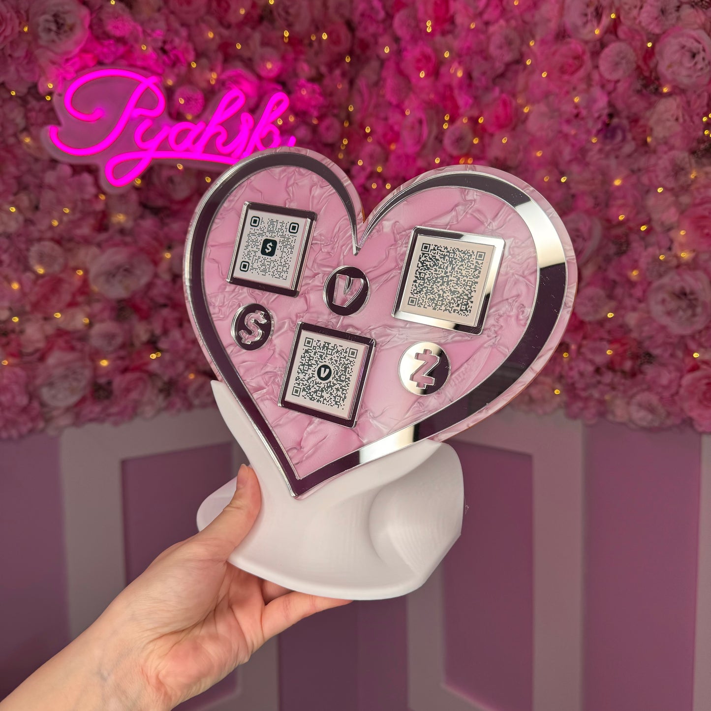 3 QR code acrylic Heart stand FREE US DELIVERY