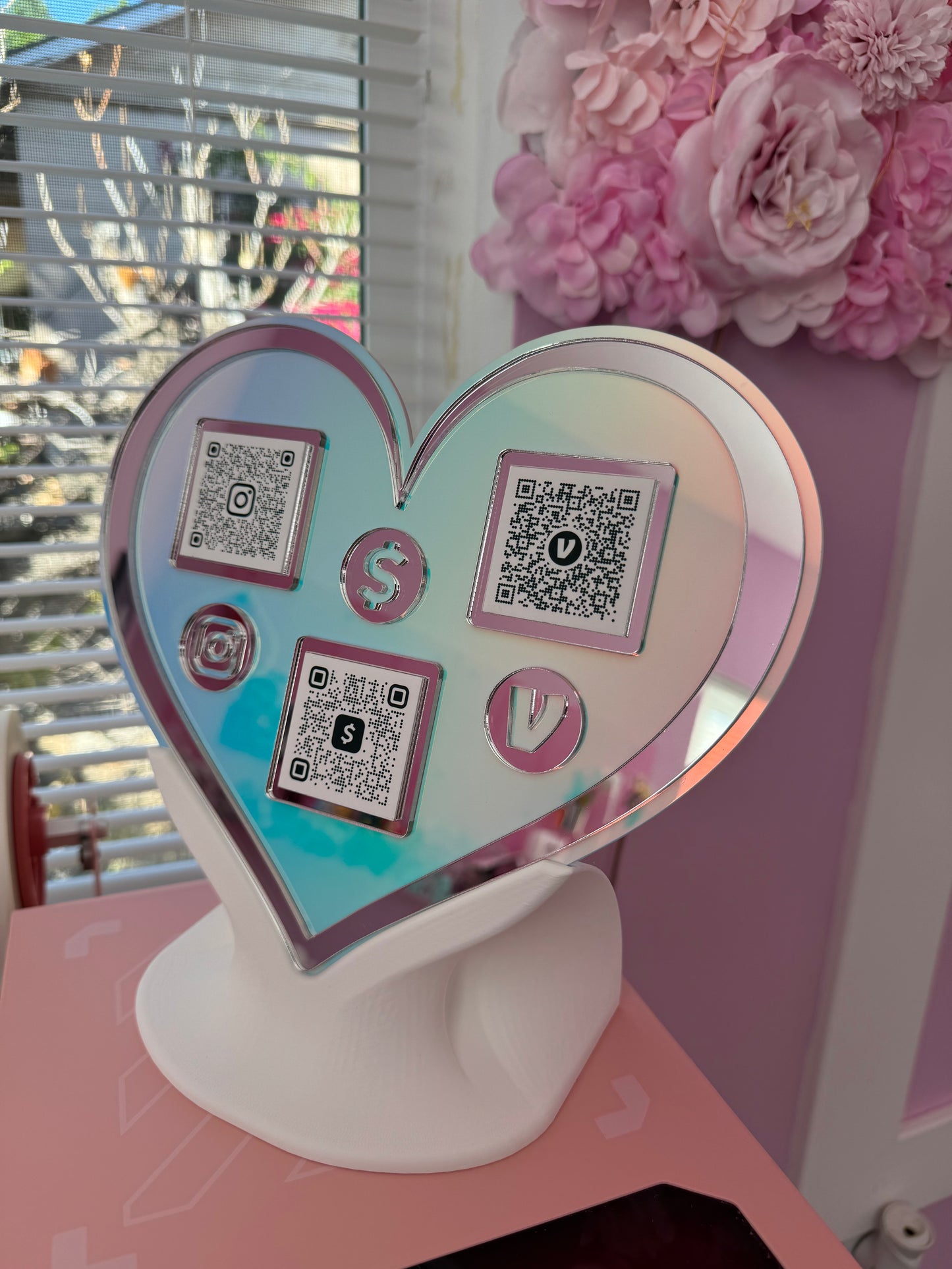 3 QR code acrylic Heart stand FREE US DELIVERY